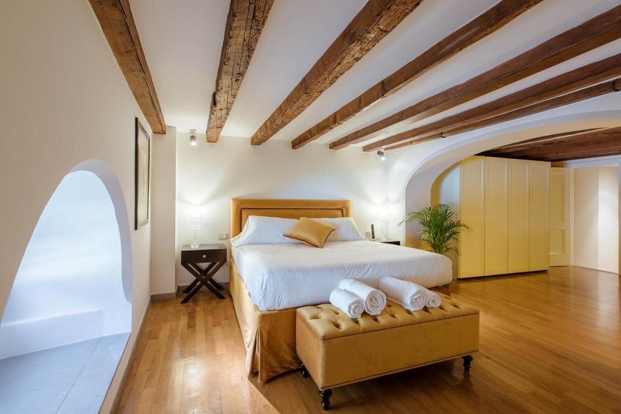 Relais Tosinghi Affittacamere Firenze